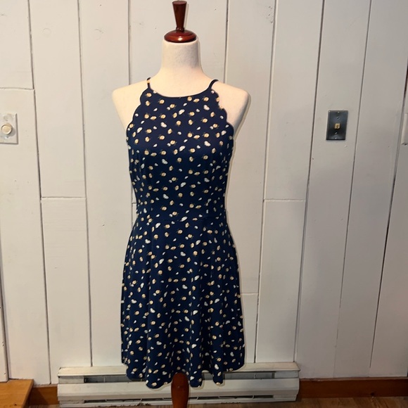 NWT Fortune + Ivy Taliyah Scallop Detail Knit Dress - Picture 1 of 5